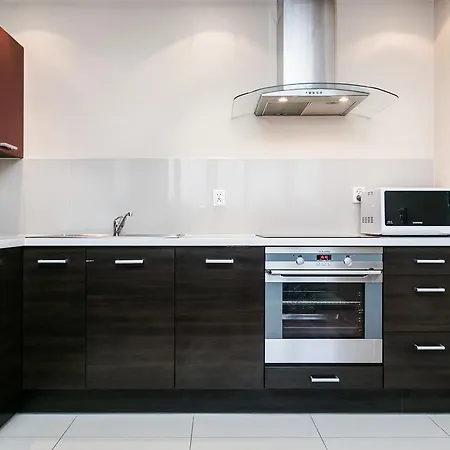 Hamilton Suites - Royal Apartments